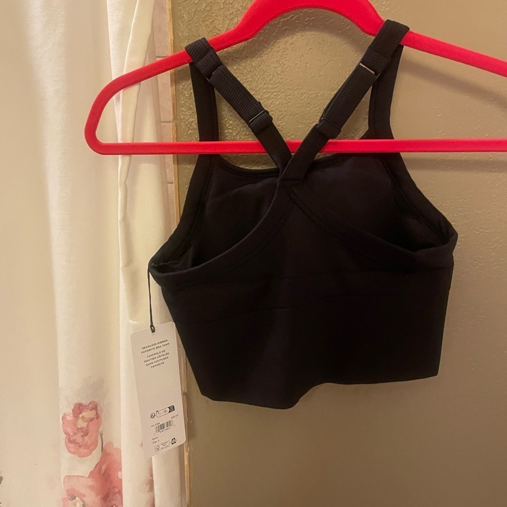 ALO Yoga Seamless Ribbed Favorite Bra Tank Small Black NWT - Picture 7 of 7